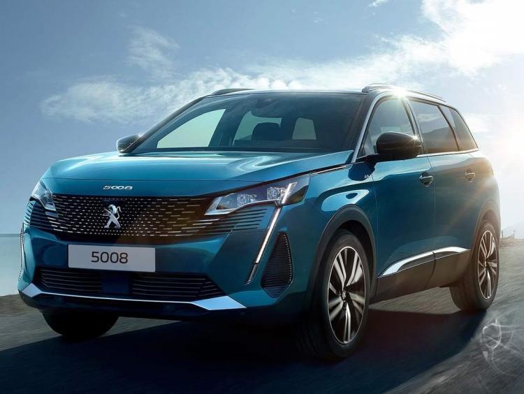 DECOUVREZ LE NOUVEAU PEUGEOT 5008